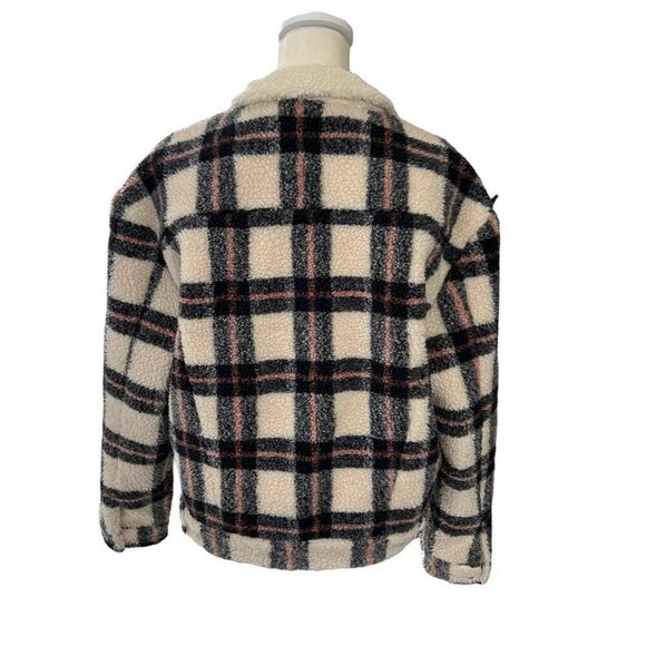 Levi’s Plaid Ex Boyfriend Sherpa Trucker Jacket Black Pink Size Large - Picture 2 of 12